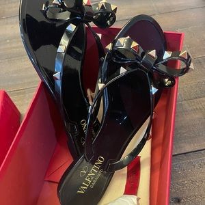 Valentino rock stud rubber sandals 37